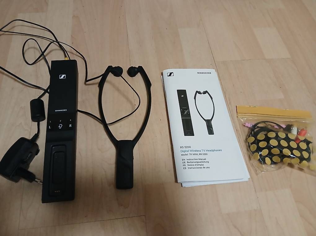 Cuffie: Sennheiser RS5200  – Usato da Kriens venduto da BenjaminsTokey