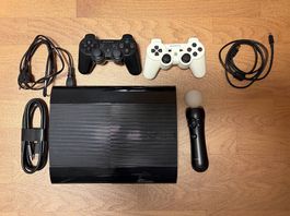 Sony PS3 Super Slim 500 GB mit 2 Controllern + PS Move