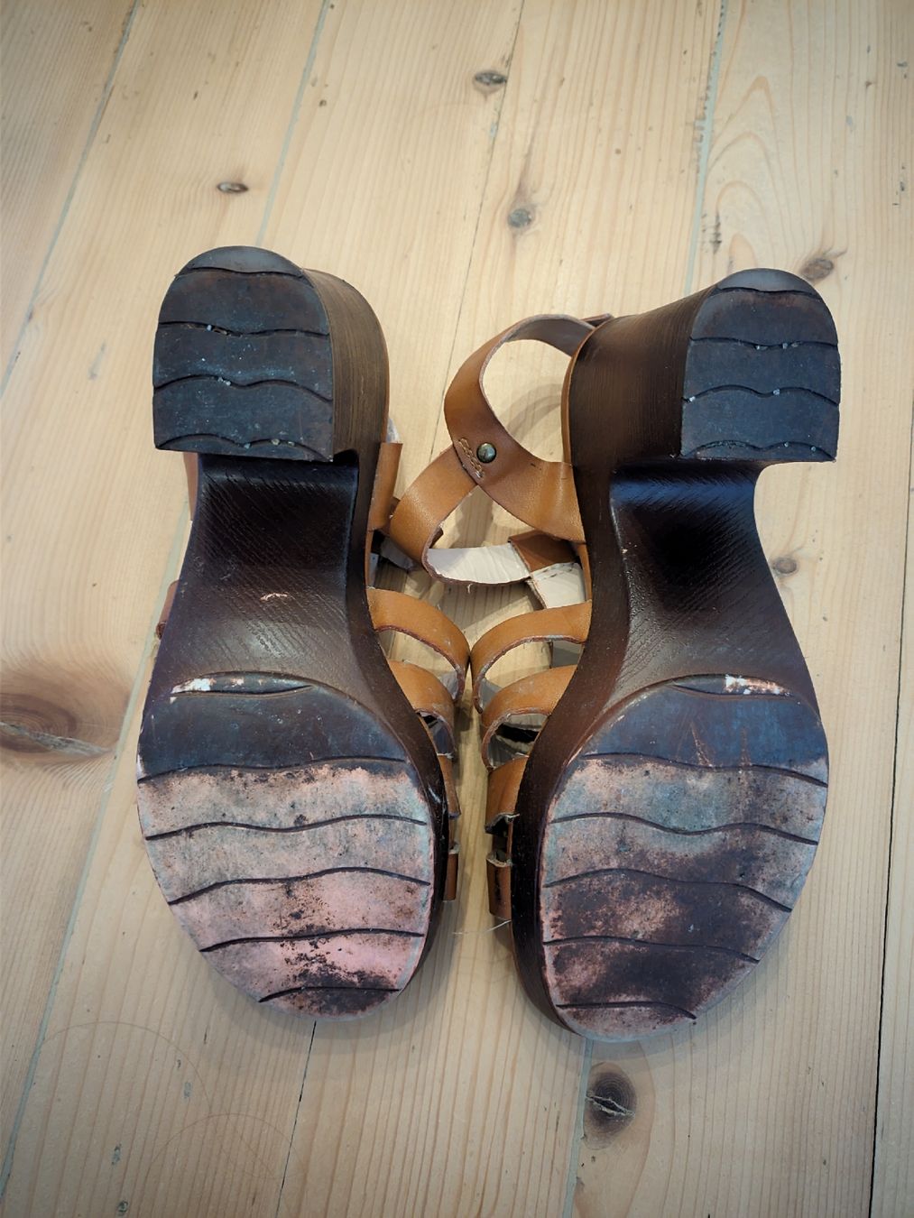 C&A Scarpe da donna: Sandalen mit Absatz – Usato da Fribourg venduto da sarahmaria123 4