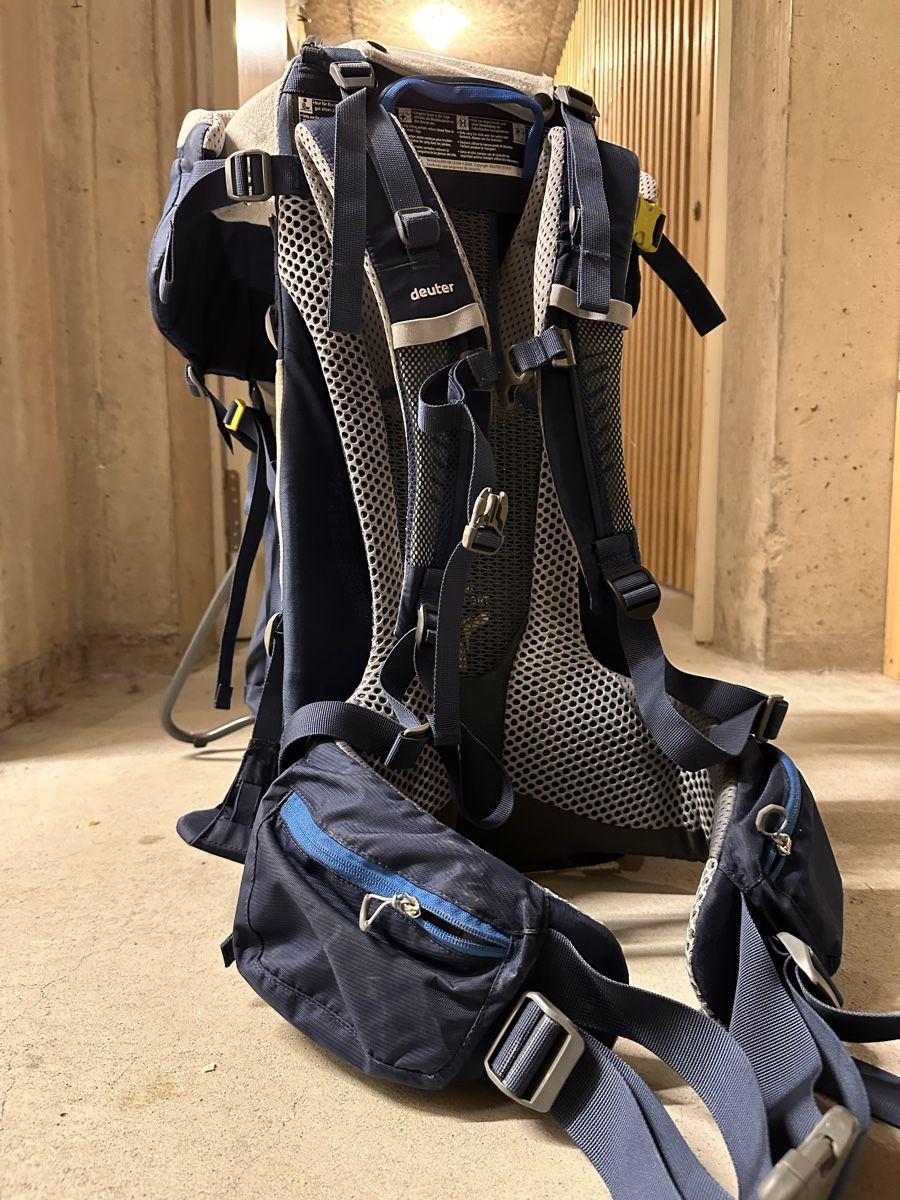 Deuter Sacs à dos: Deuter Kindertrage Wanderrucksack – D'occasion à Zürich par F54987 1
