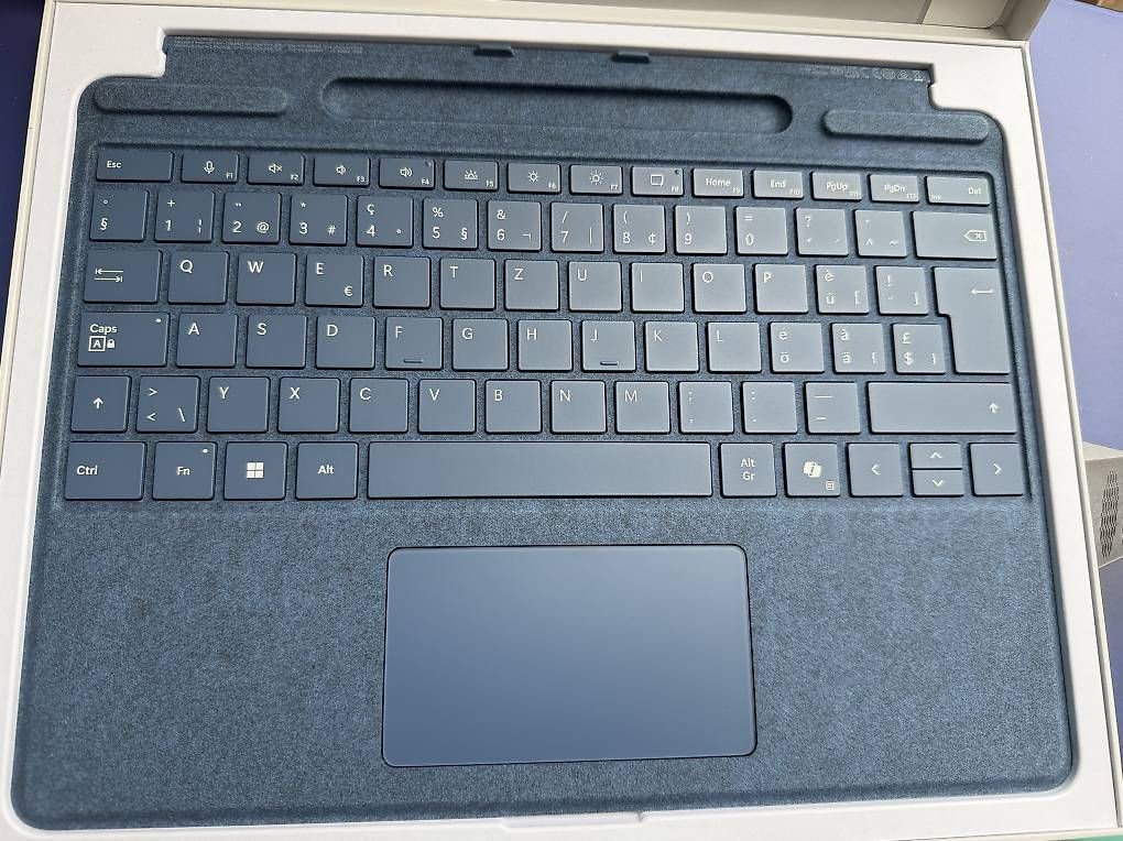 Microsoft Tastaturen: neue Microsoft Surface Pro X/8 Tastatur – Neu (gemäss Beschreibung) aus Necker von liq24