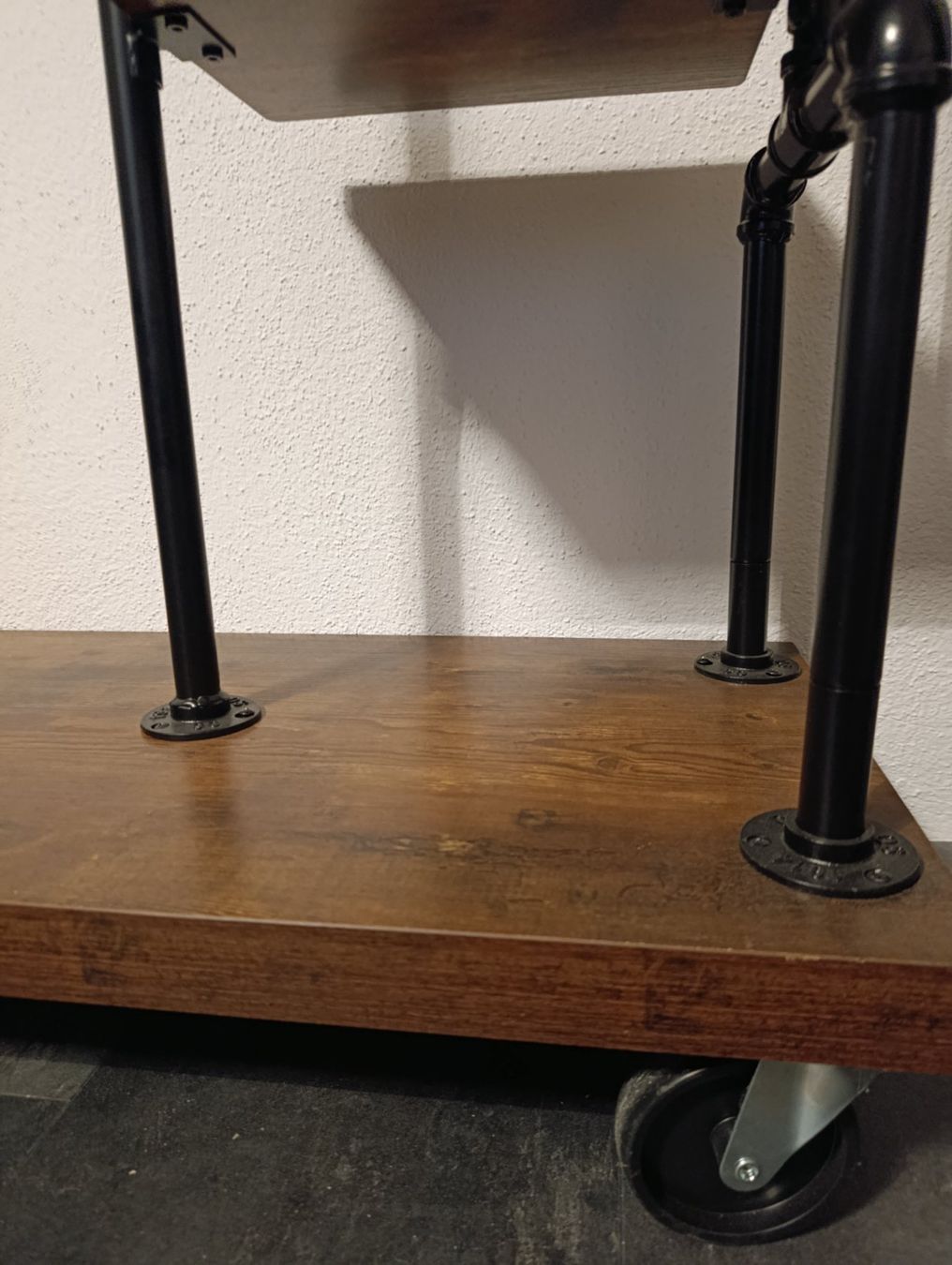 Pfister Porte manteau: Kleiderständer Industrial Pfister – D'occasion à Zeihen par Jblat 1