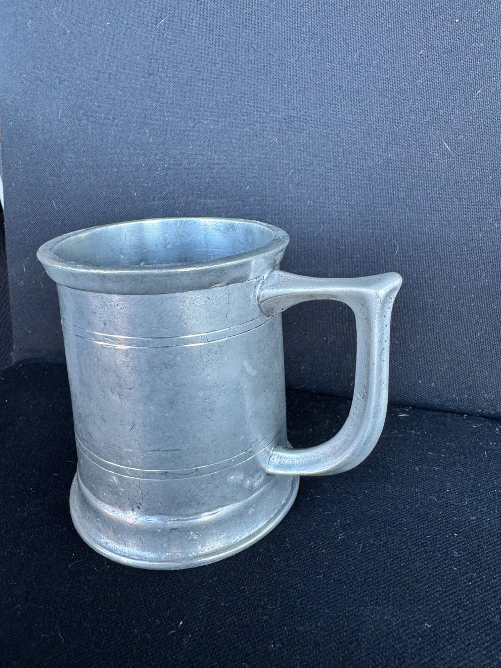 Tazze: Antiker Zinn Becher – Usato da Meilen venduto da specials4sale 2