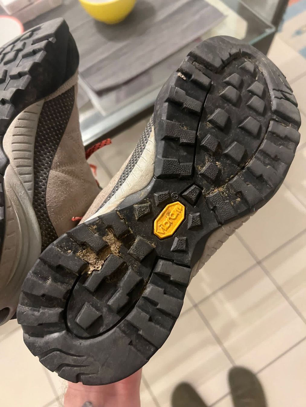 Scarpa Scarpe da uomo: Scarpa 39.5 – Usato da Balerna venduto da GretaM 5