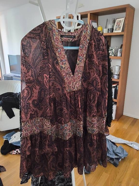 Lots de vêtements: Kleider grösse s – D'occasion à Luzern par cla_2wbh