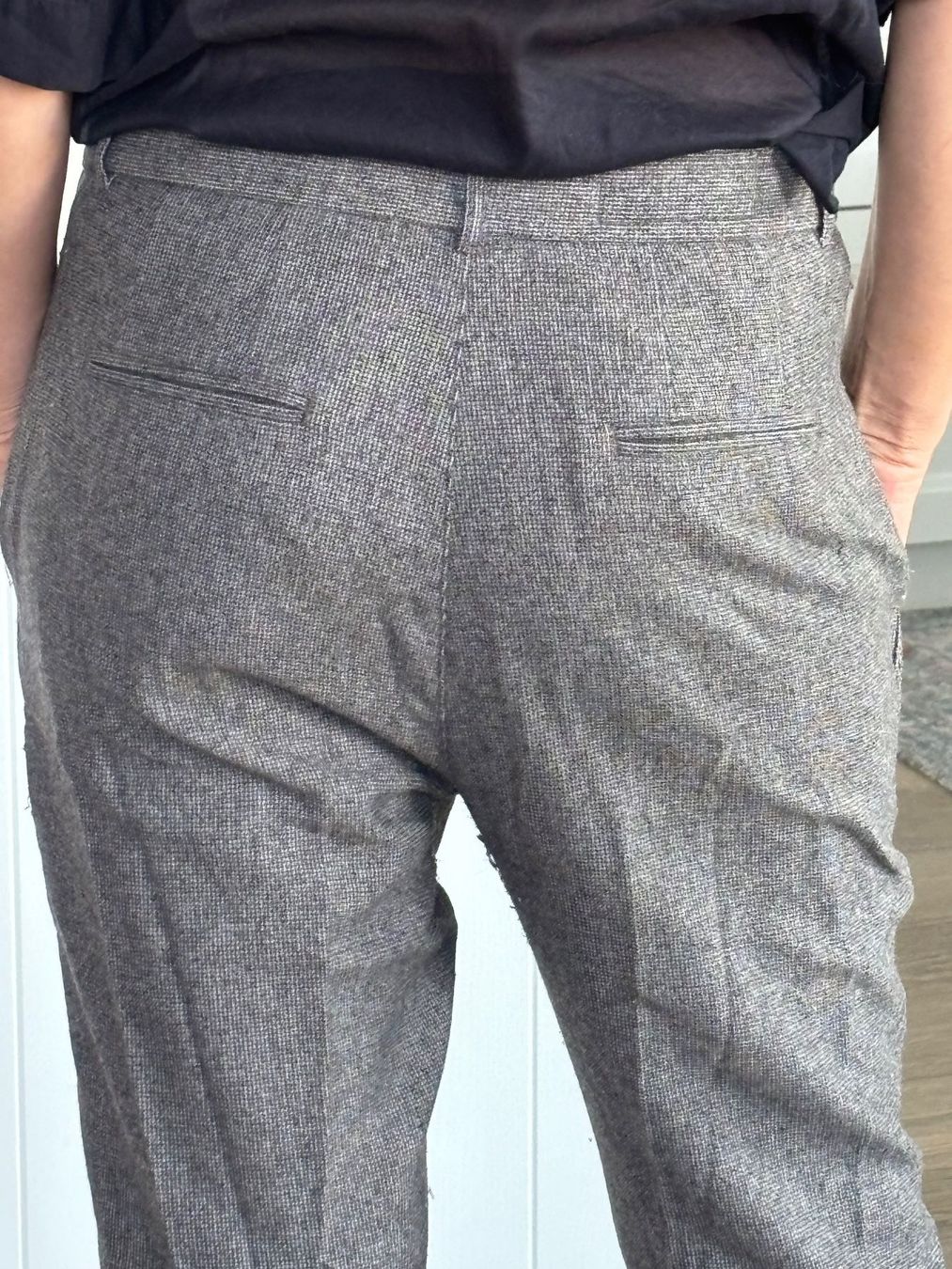 Closed Pantaloni: Hose von Closed mit Wolle gr. 36 – Usato da Nuglar venduto da Korsika2 2