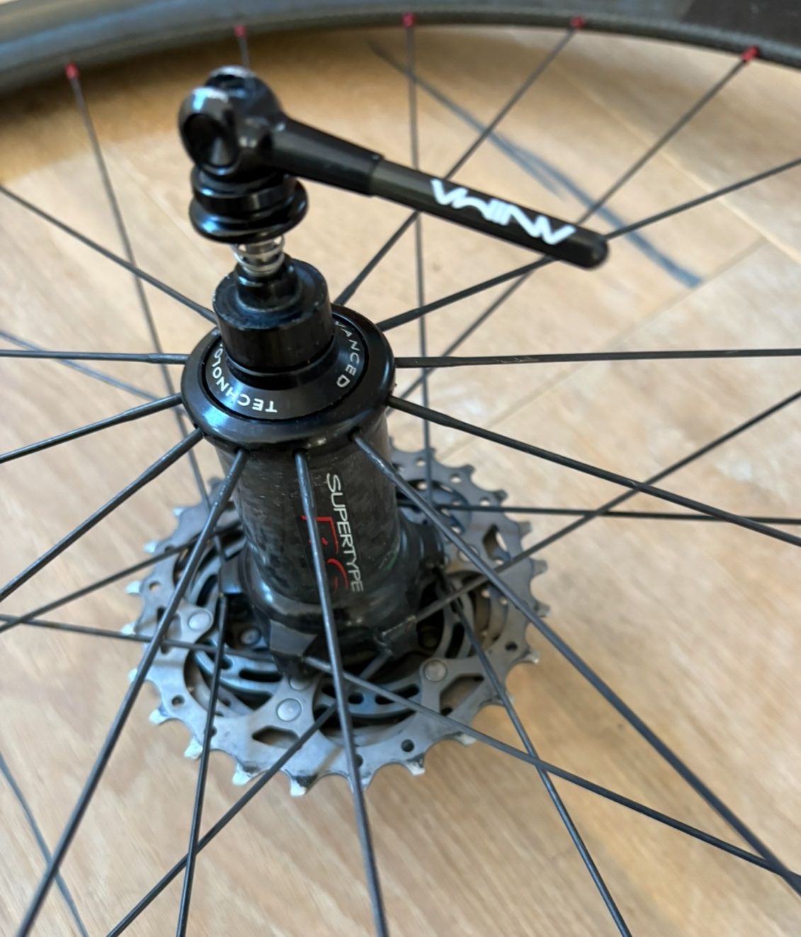 Campagnolo Pezzi di ricambio: Miche LRS 1320 Gramm inkl Schnellspanner – Usato da Steinmaur venduto da Gwoelb-Weine 6