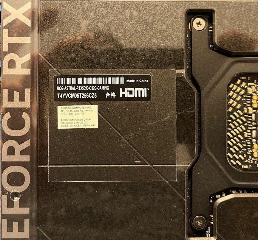 Asus Schede grafiche: ASUS ROG Astral GeForce RTX 5090 OC 32GB – Usato da Nesselnbach venduto da dco_9kft 3
