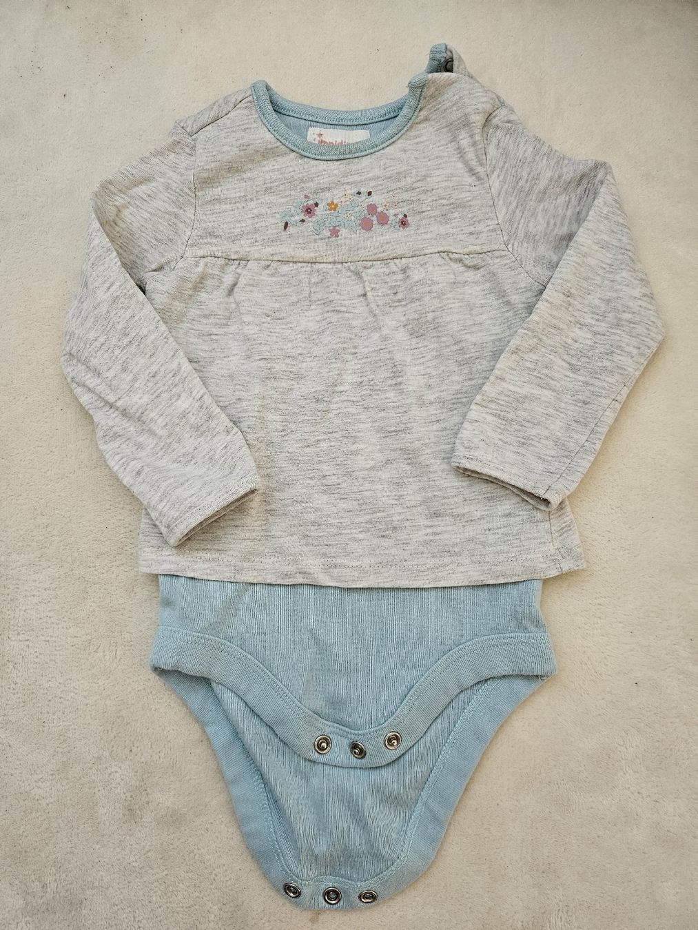 Lotti & Set di vestiti: Set Body Gr. 74/80 – Usato da Worb venduto da jun_fj8w 1