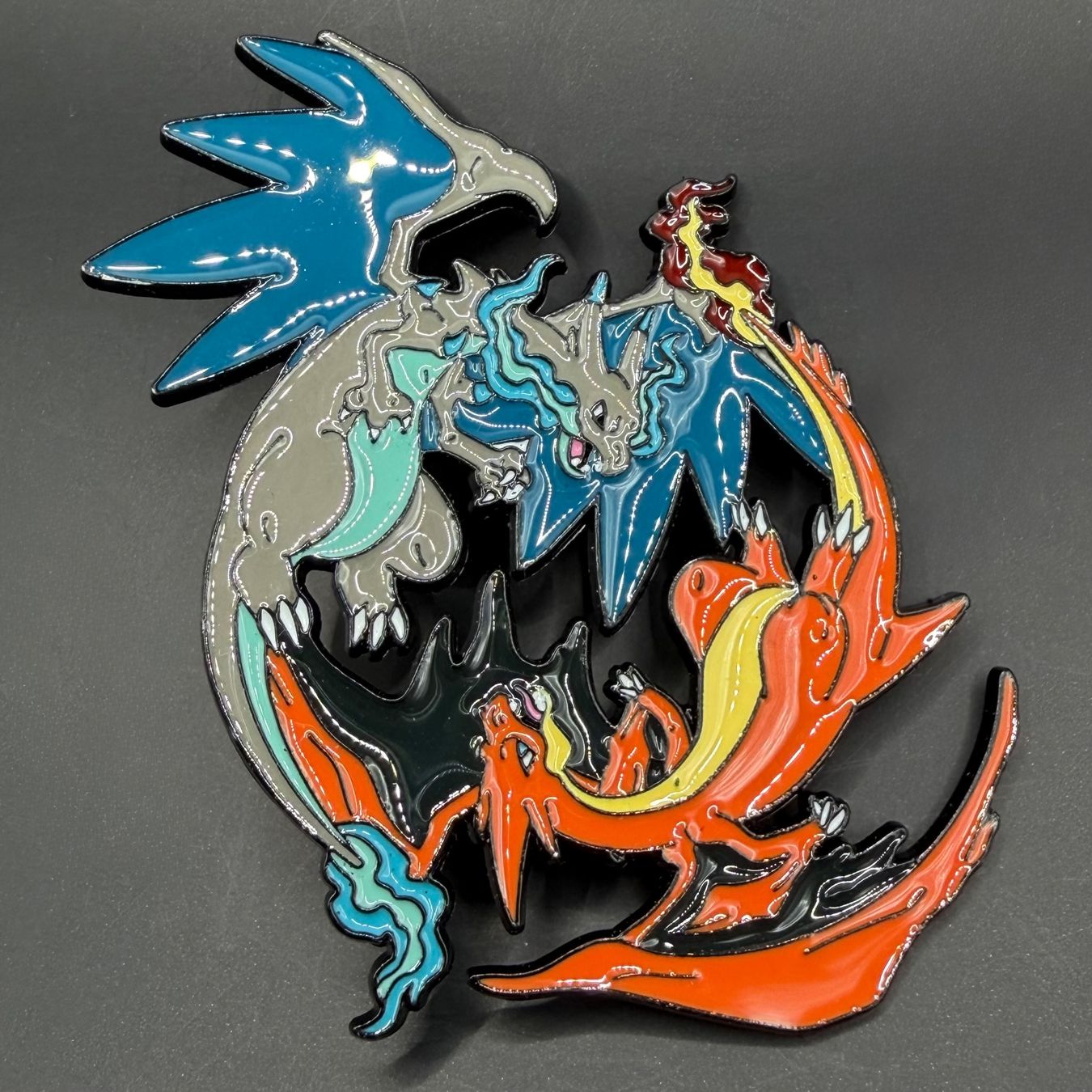 Pokémon Placchette & Badge: Pokémon Mega Charizard X and Y Pin’s – Nuovo (secondo la descrizione) da Genève venduto da Resko 3