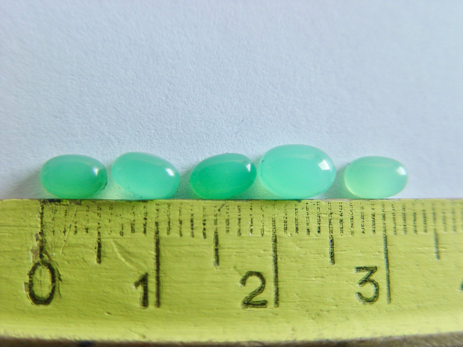 Edelsteine: 5 Chrysopras Cabochons – Gebraucht aus Henggart von elsternwerk 3