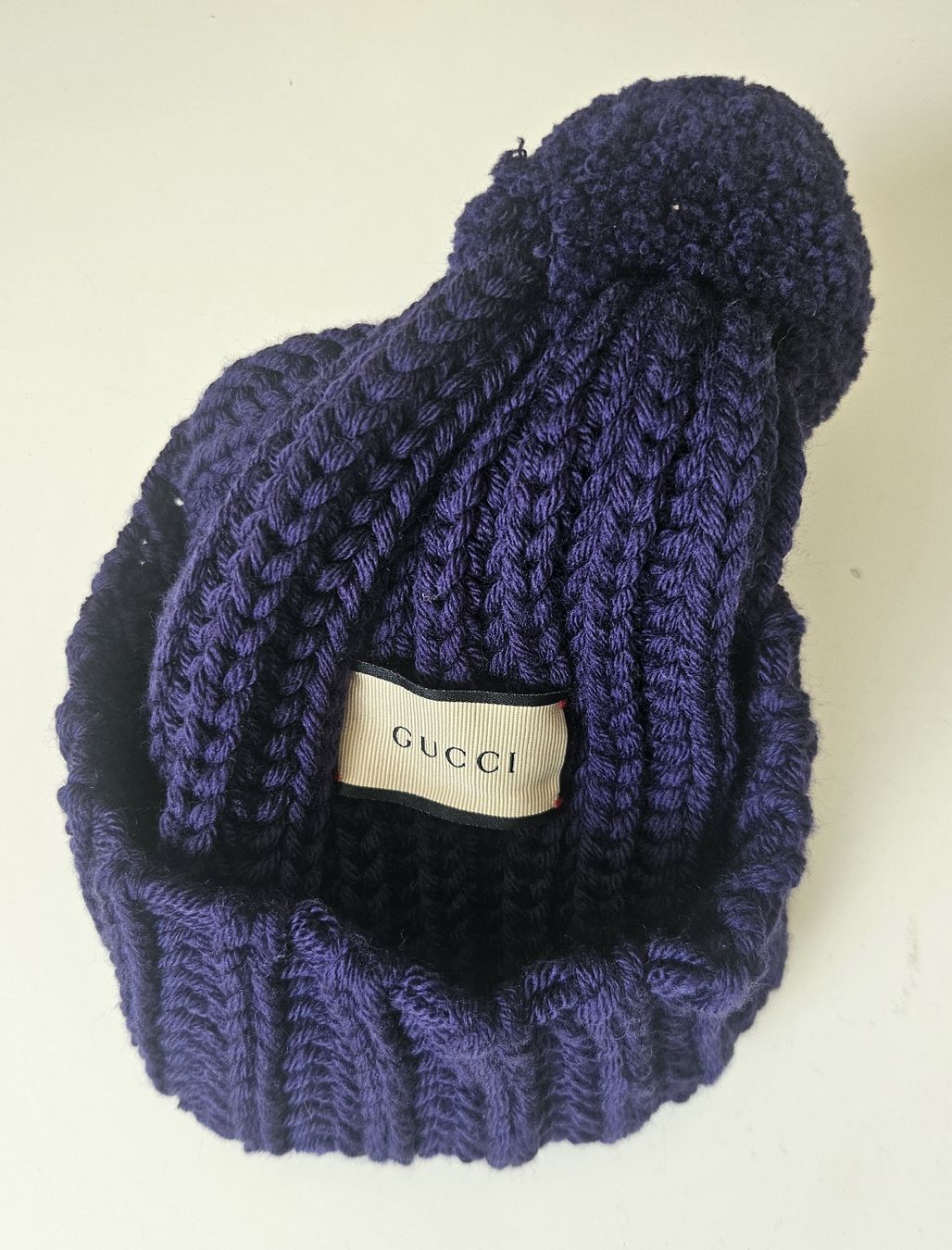 Gucci Chapeaux, bonnets & casquettes: Bonnet Gucci, neuf jamais porté  – Neuf avec emballage d'origine à Onex par fre_gd9f 1