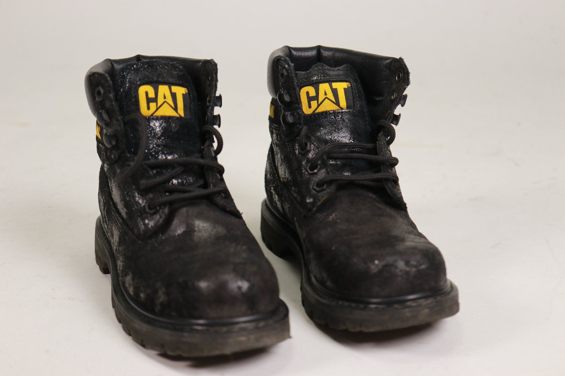 Caterpillar Scarpe da donna: CATERPILLAR Boots - Schuhe Gr.39 – Usato da Hombrechtikon venduto da BAZ-Vintage 3