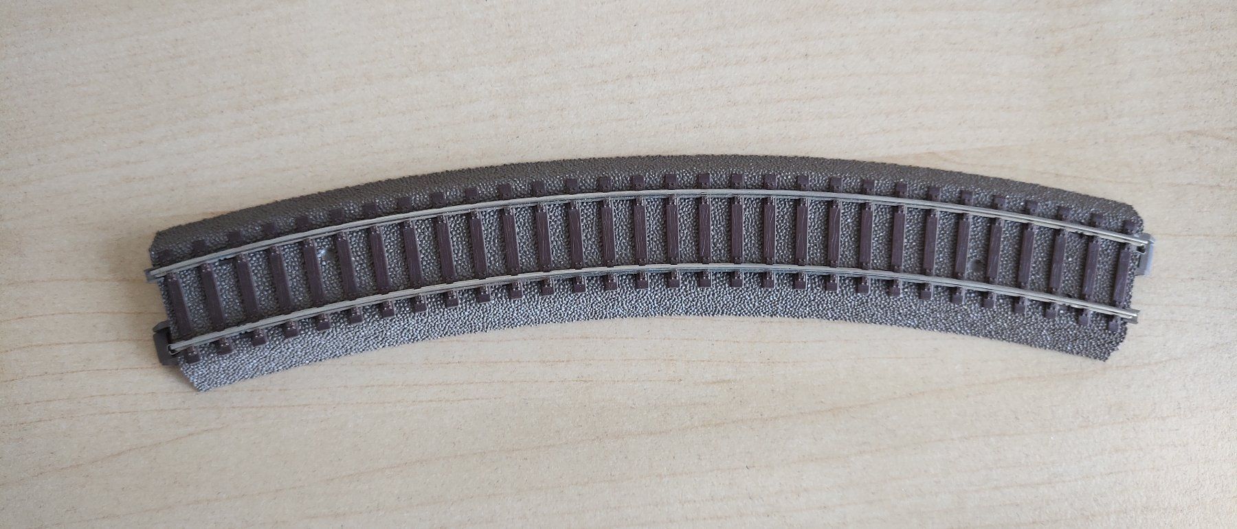 Trix Modellini di ferrovie: Trix C-Gleis 62230 gebogenes Gleis R2 – Usato da Münsingen venduto da Rufer34