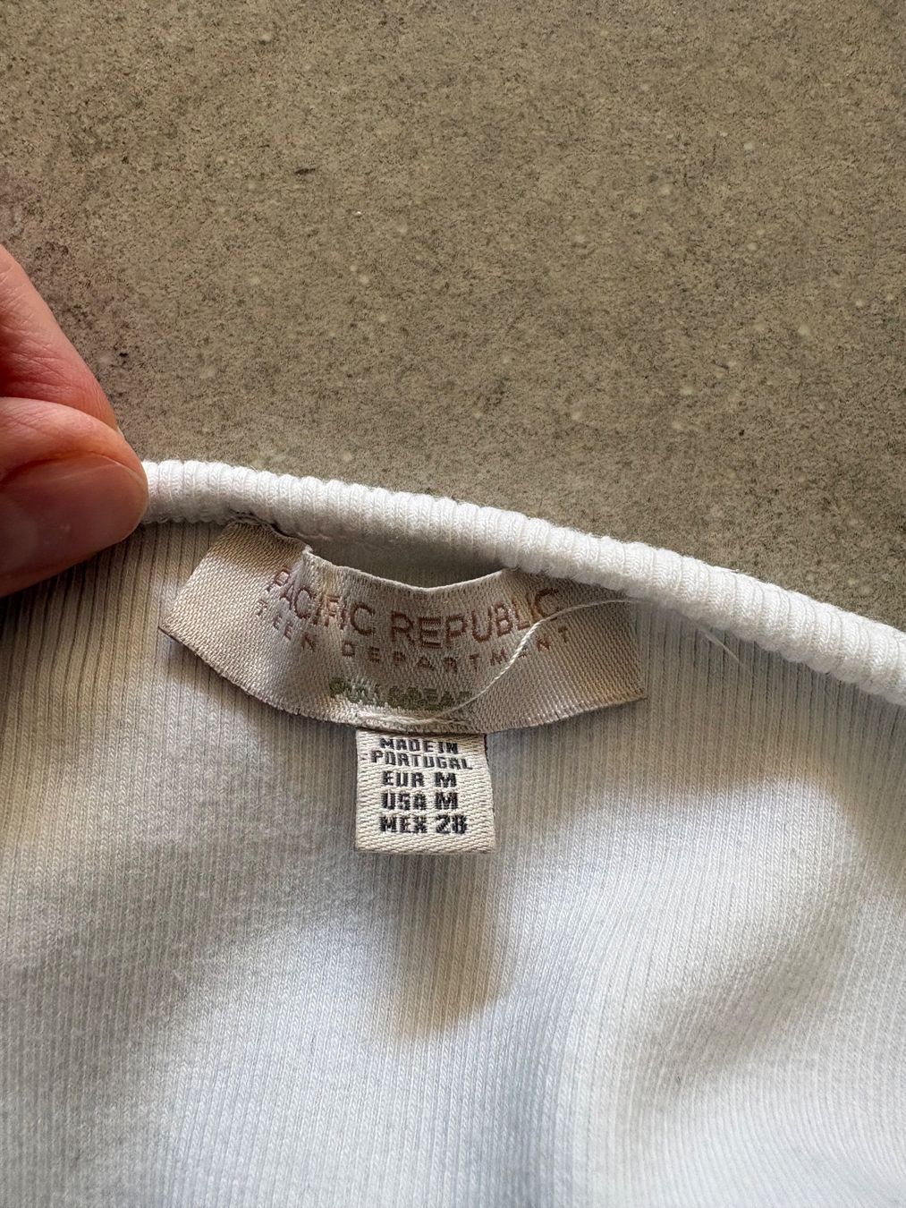Pull&Bear Kleiderpakete: 3 Pull&Bear Neckholder-Tops Gr. M – Gebraucht aus Basel von El_Haraldo 3