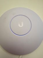 Ubiquiti UniFi UAP-AC-LR Access Point inkl. PoE Injektor