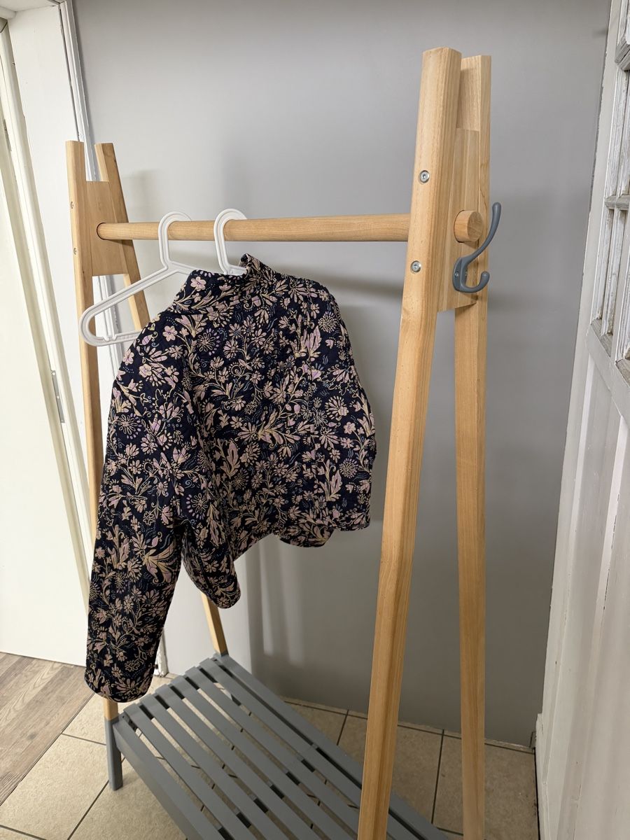 Guardaroba: Garderobe, Kleiderständer aus Holz – Usato da Aetigkofen venduto da photoallerlei 2