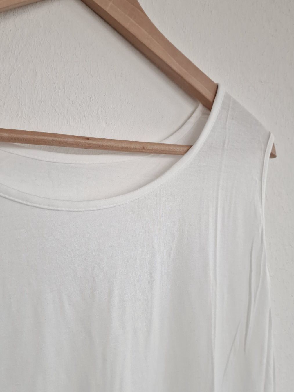 Top: Damen Top Gr. M/L in Weiss – Usato da Hallau venduto da CHACLA 1