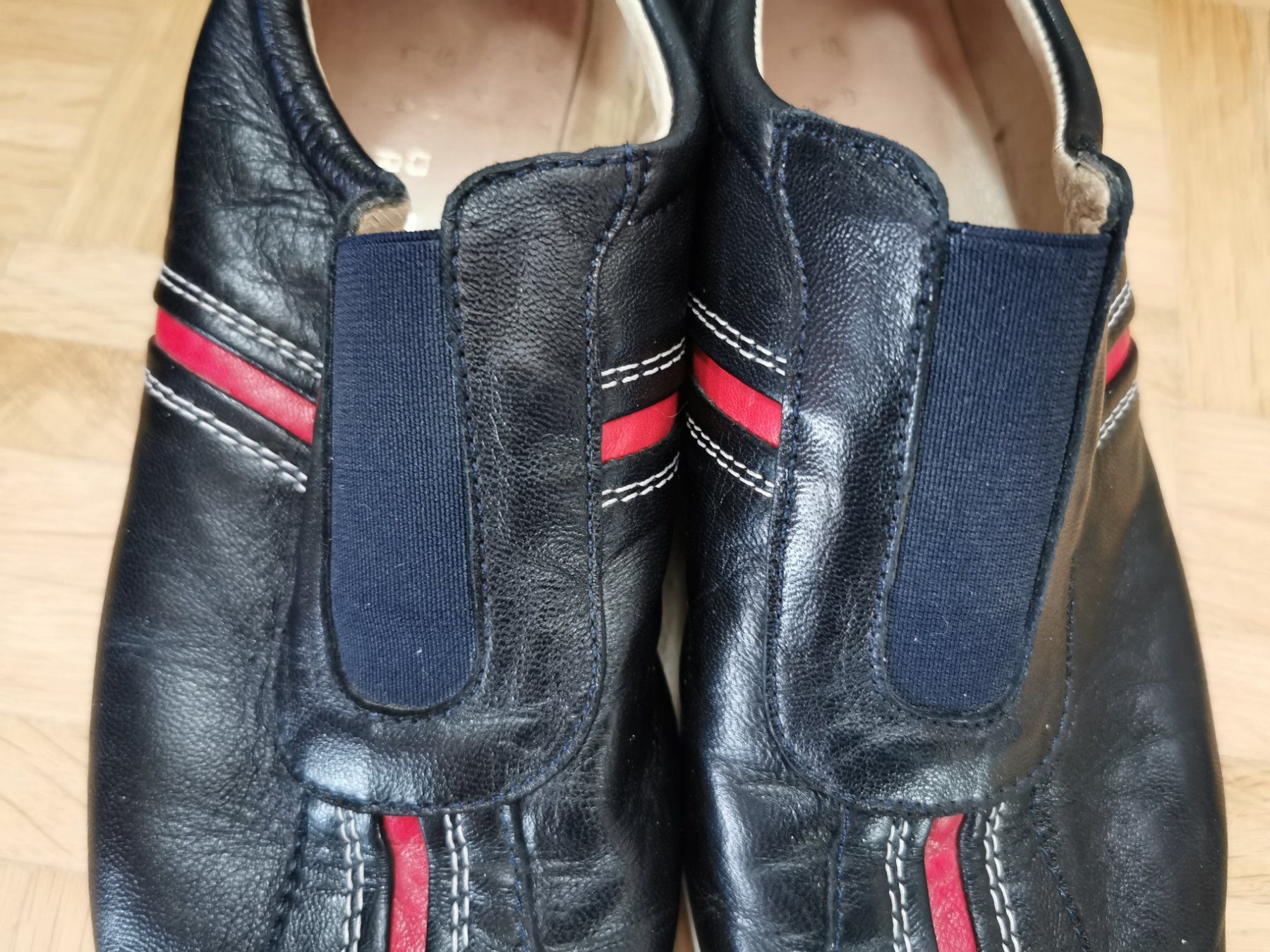 Scarpe da donna: Turnschuhe Lario echt Leder Gr. 37 – Usato da Stäfa venduto da flamingo_17 2