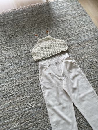 Zara Stricktop . Gr. S