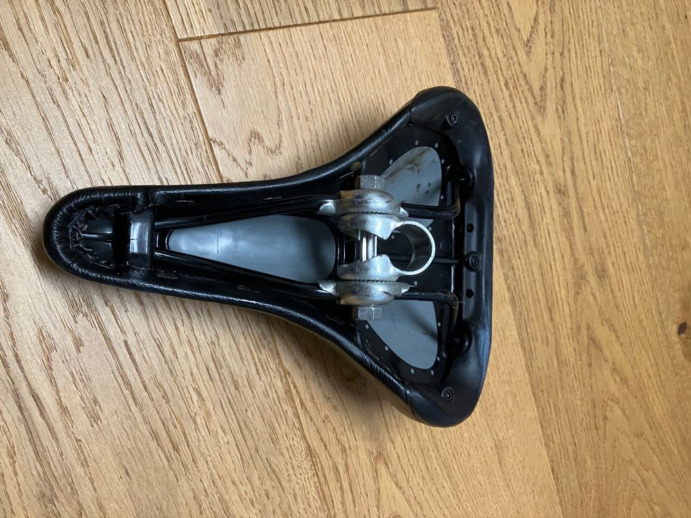 Pezzi di ricambio: Velo Plush Sattel – Usato da Obermumpf venduto da Estrela67 6