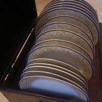 Servizio piatti e posate in bauletto vintage 12 persone