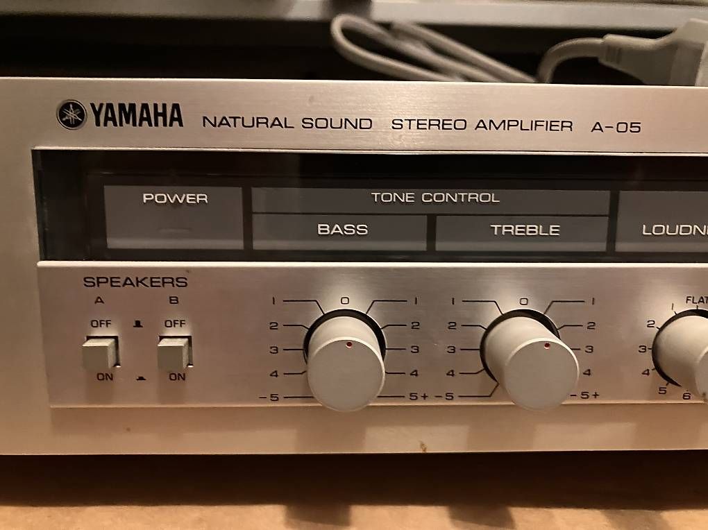 Instruments de musique: Yamaha Ampli À-05 – D'occasion à Pully par yan_w5mm