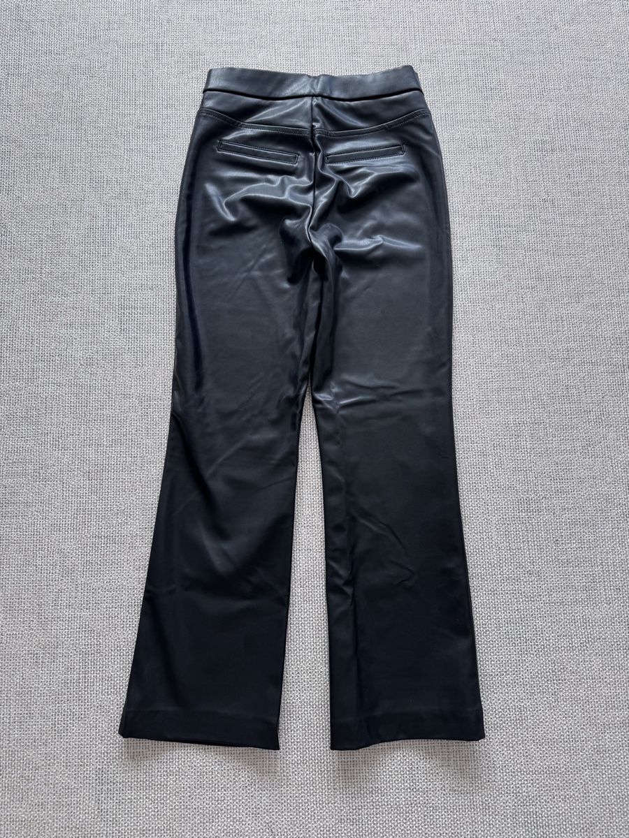 Calzedonia Pantaloni: Calzedonia thermo leather pants – Usato da Zürich venduto da agi_j875 2