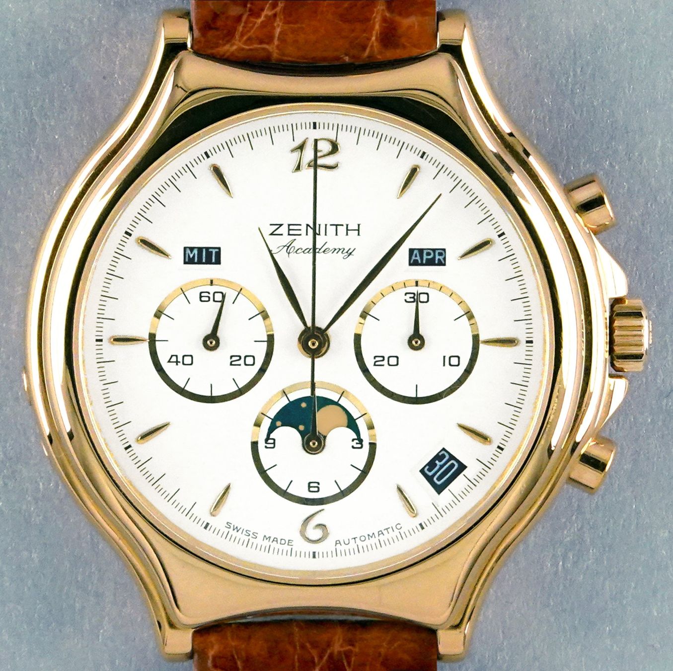 Zenith Orologi: Zenith Academy Automatic Chronograph mit Vollkalender – Usato da Meilen venduto da Anonymous3
