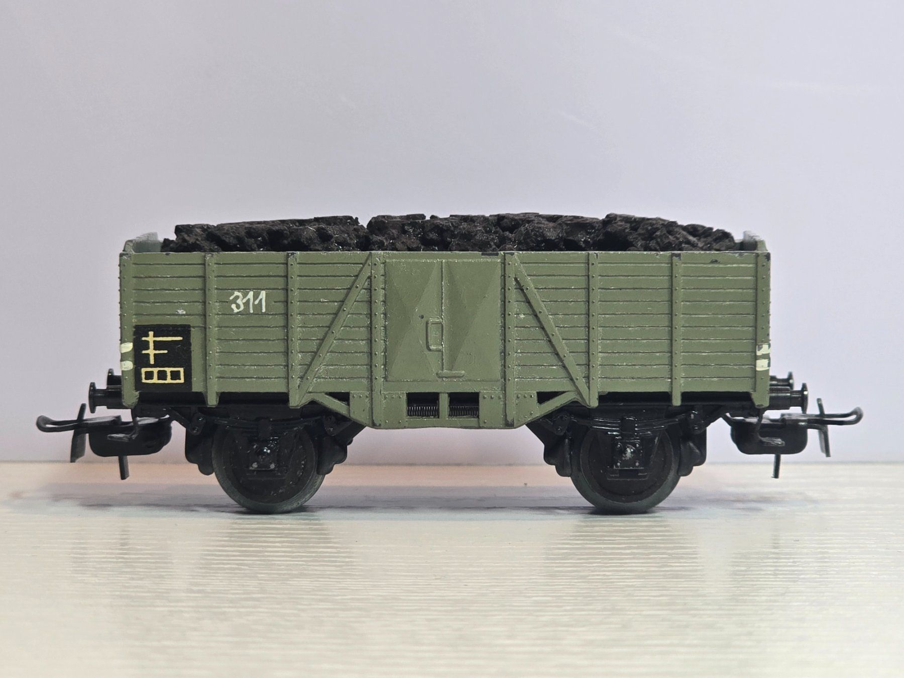 Märklin Modelleisenbahnen: Märklin, 311, grau, mit Kohlen Einsatz, Guss, – Gebraucht aus Kloten von Nicola2 5