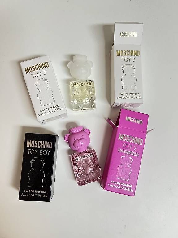 Moschino Parfums & Eau de Toilette: Moschino Mini Parfüm & EdT – D'occasion à Baar par Branka3 1