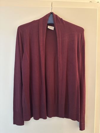 Wunderschöne Strickjacke Bordo Gr. S neuwertig