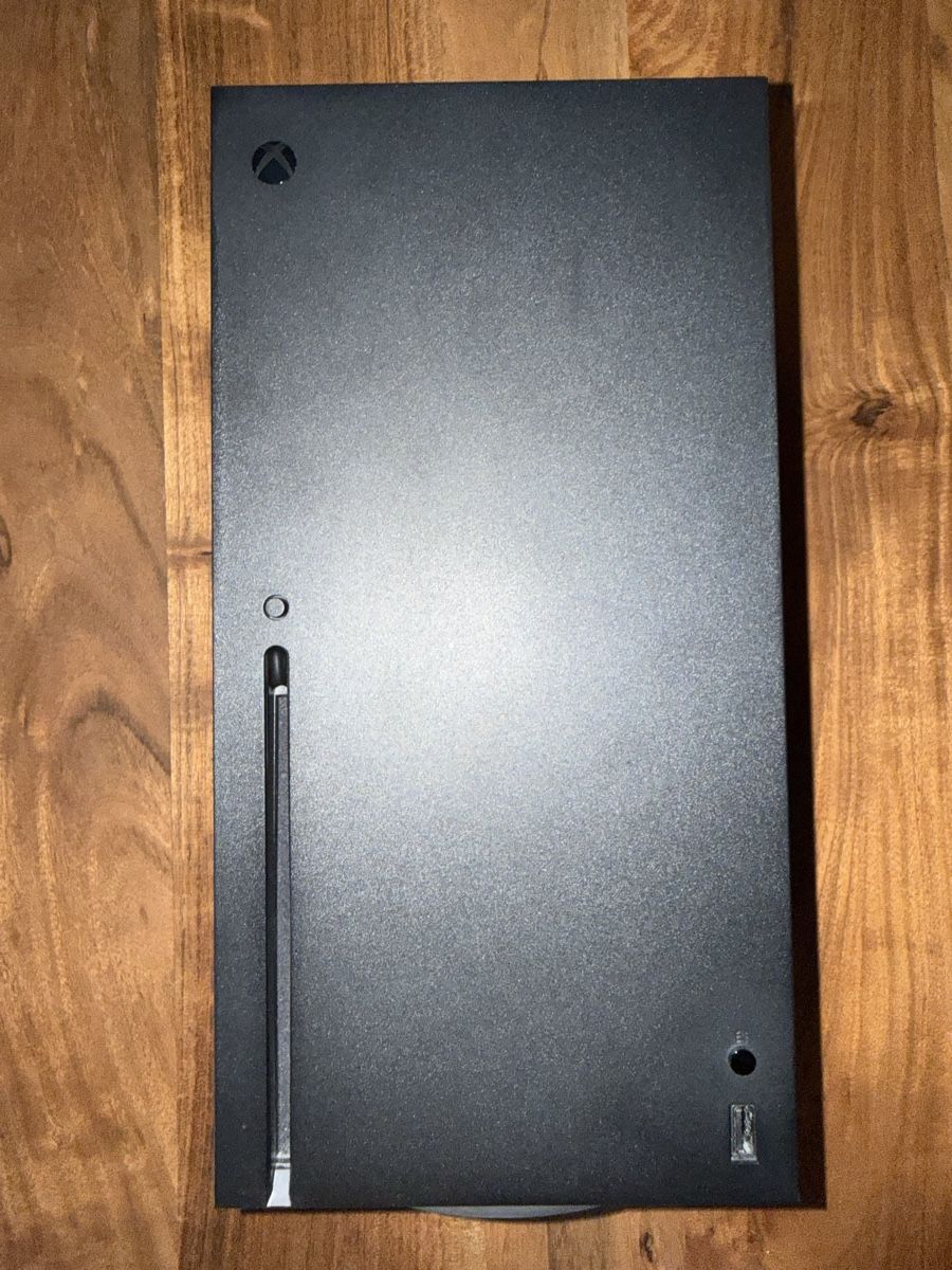 Microsoft Consoles: Xbox Series X – D'occasion à Brüttisellen par sharon68