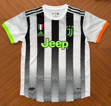 Juventus Adidas Palace