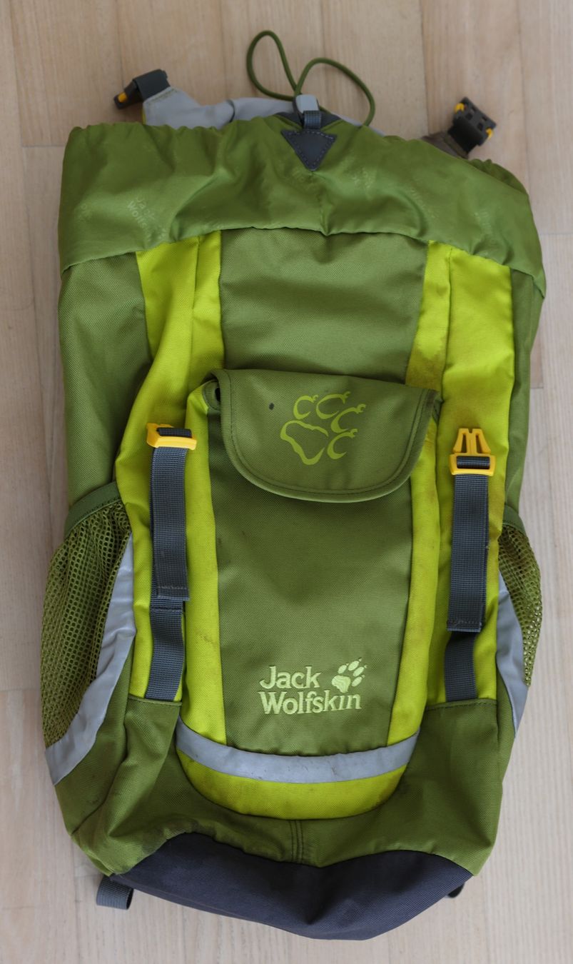 Jack Wolfskin Borse & Zaini: Kinderrucksack Jack Wolfskin grün – Usato da Zürich venduto da Buchholz01 1