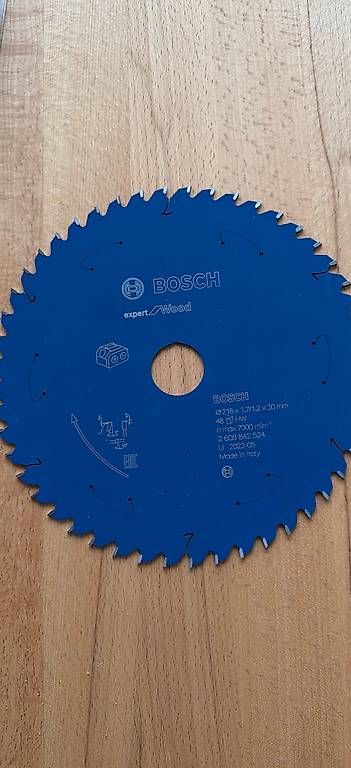 Scies: Bosch Holz Sägeblatt  – D'occasion à Beckenried par den_cl7n