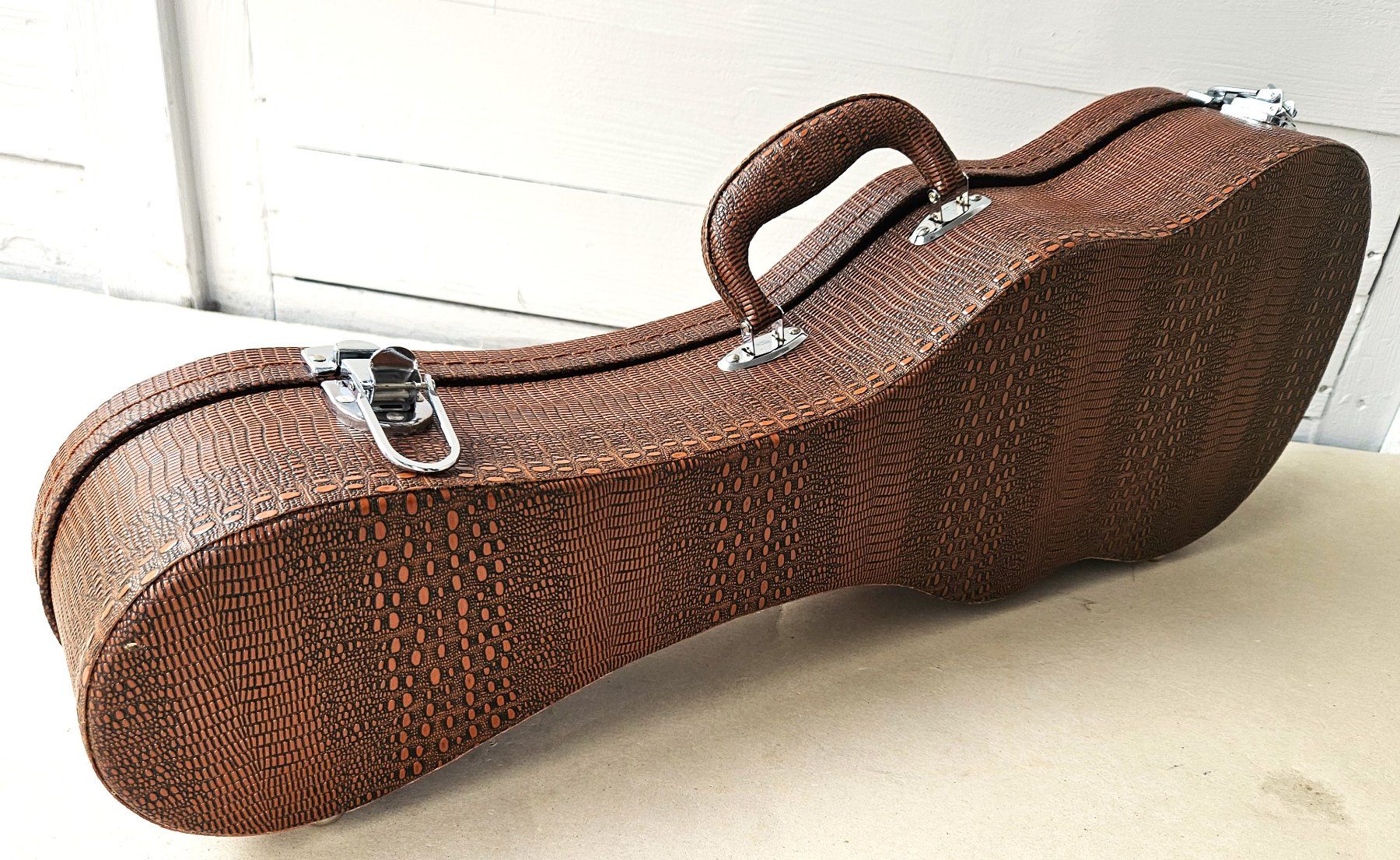 Valigie: Koffer für Concert-Ukulele – Nuovo (secondo la descrizione) da Wöschnau venduto da Musikhaus-Luethy5012 1