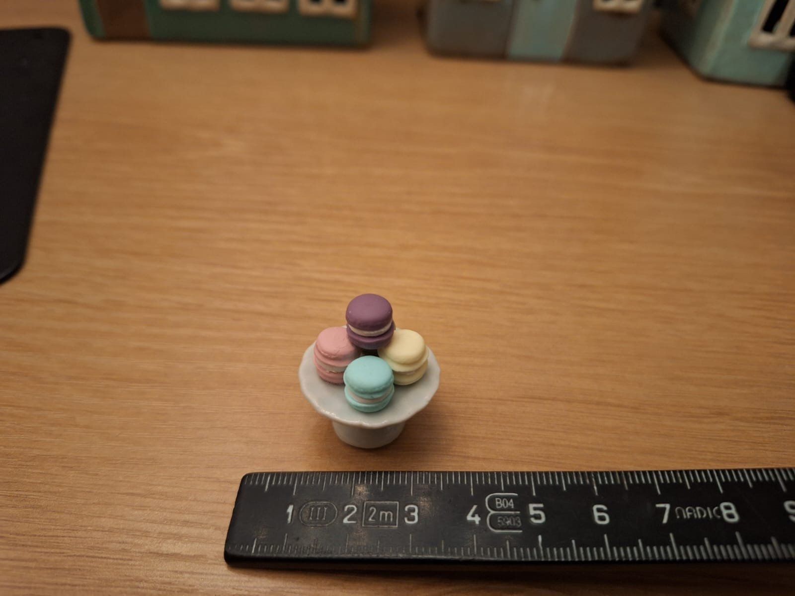 Case e mobili per bambole: Handmade Macarons Etagere – Nuovo (secondo la descrizione) da Zürich venduto da HandmadeTinyFood 5