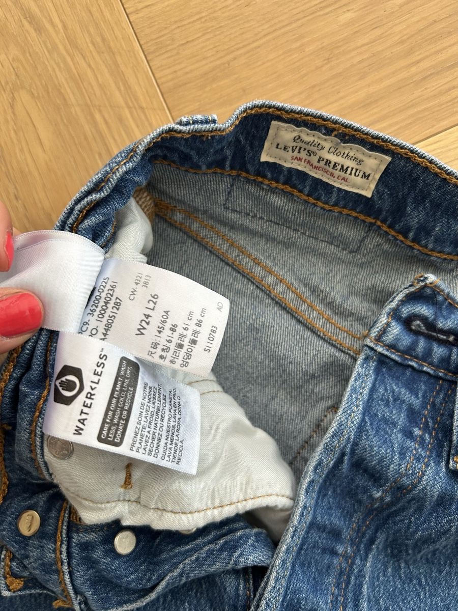 Levi's Jeans: Levis Jeans 24/26👖 – Usato da Basel venduto da Nicetohave13 2