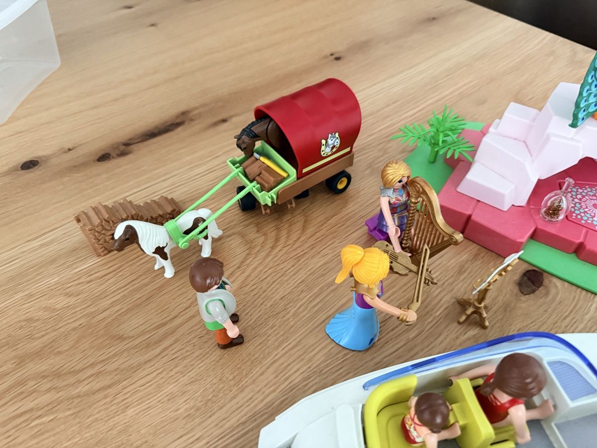 Playmobil Spielzeuge: Lot de Playmobil super 4 et divers – Gebraucht aus Yverdon-les-Bains von guigui_1976 4