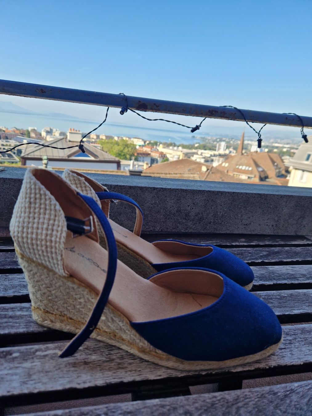Scarpe da donna: Blue espadrillas like new – Nuovo (secondo la descrizione) da Lausanne venduto da Issss 1