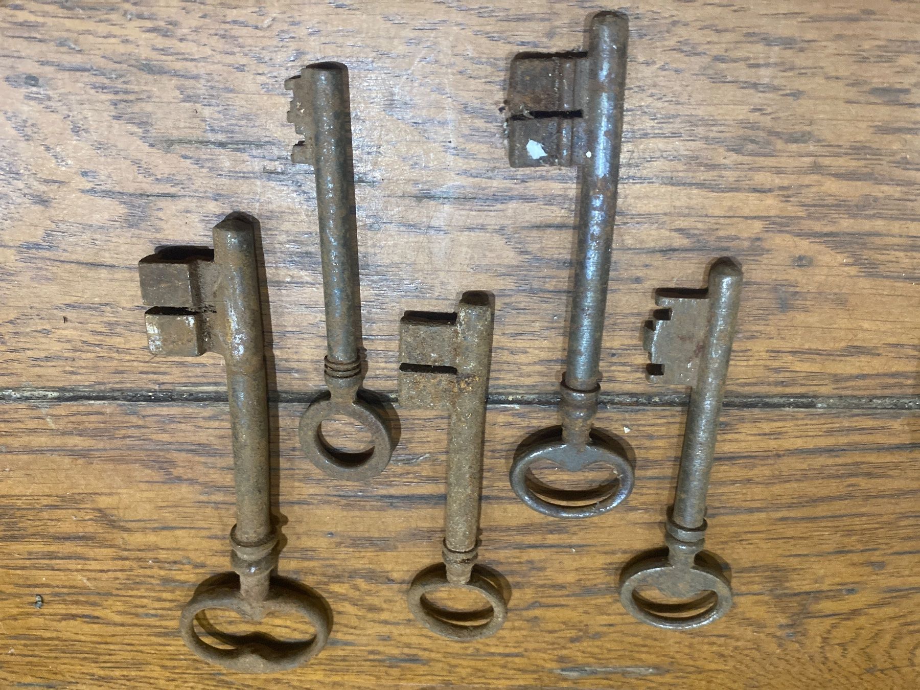 Chiavi: Lot clé clef ancienne 9-12cm KK – Usato da Lajoux JU venduto da Briard0 3