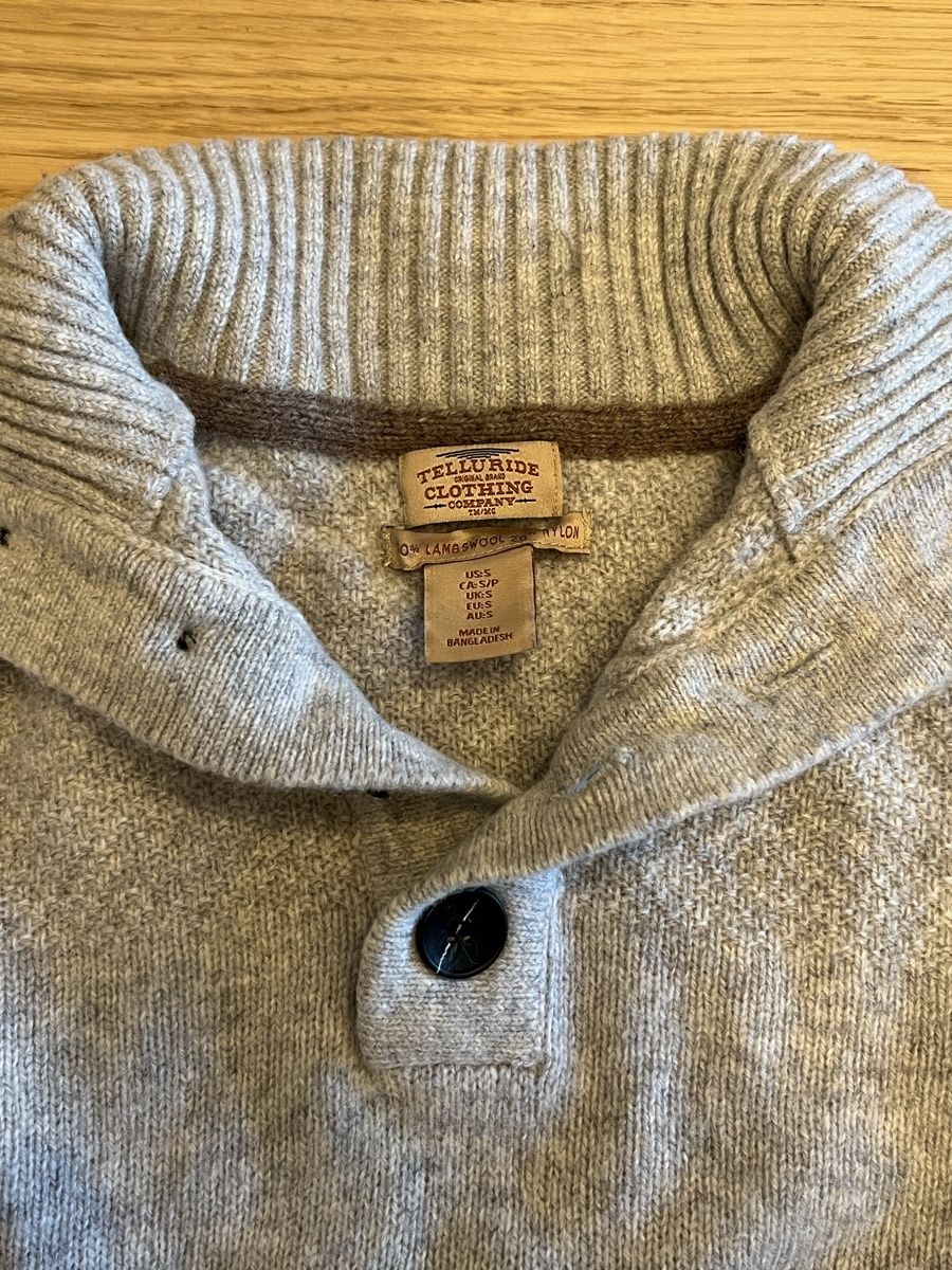 Pulls & Sweat-shirts: Pullover grau, 80%Lammwolle, Gr. S/M – D'occasion à Luzern par closettheory 1