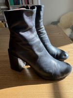 Stiefelette mit Blockabsatz von Acne Studios   38
