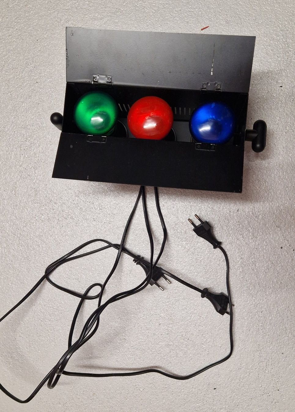 Lampade: Disco Lampe – Usato da Hildisrieden venduto da Anthosa3