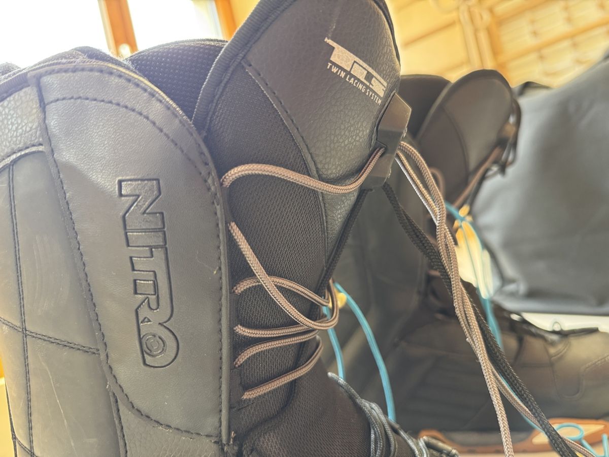 Snowboard Nitro Scarpe da uomo: Nitro Snowboard Boots Set – Usato da Wettingen venduto da daysuna 4