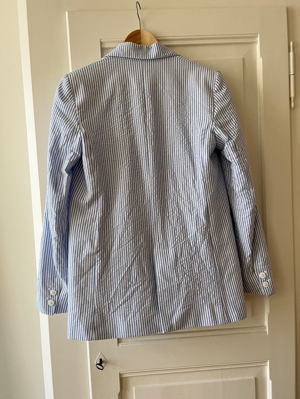 Mango Giacche: gestreifter Blazer von Mango – Usato da Luzern venduto da Soeuv 3