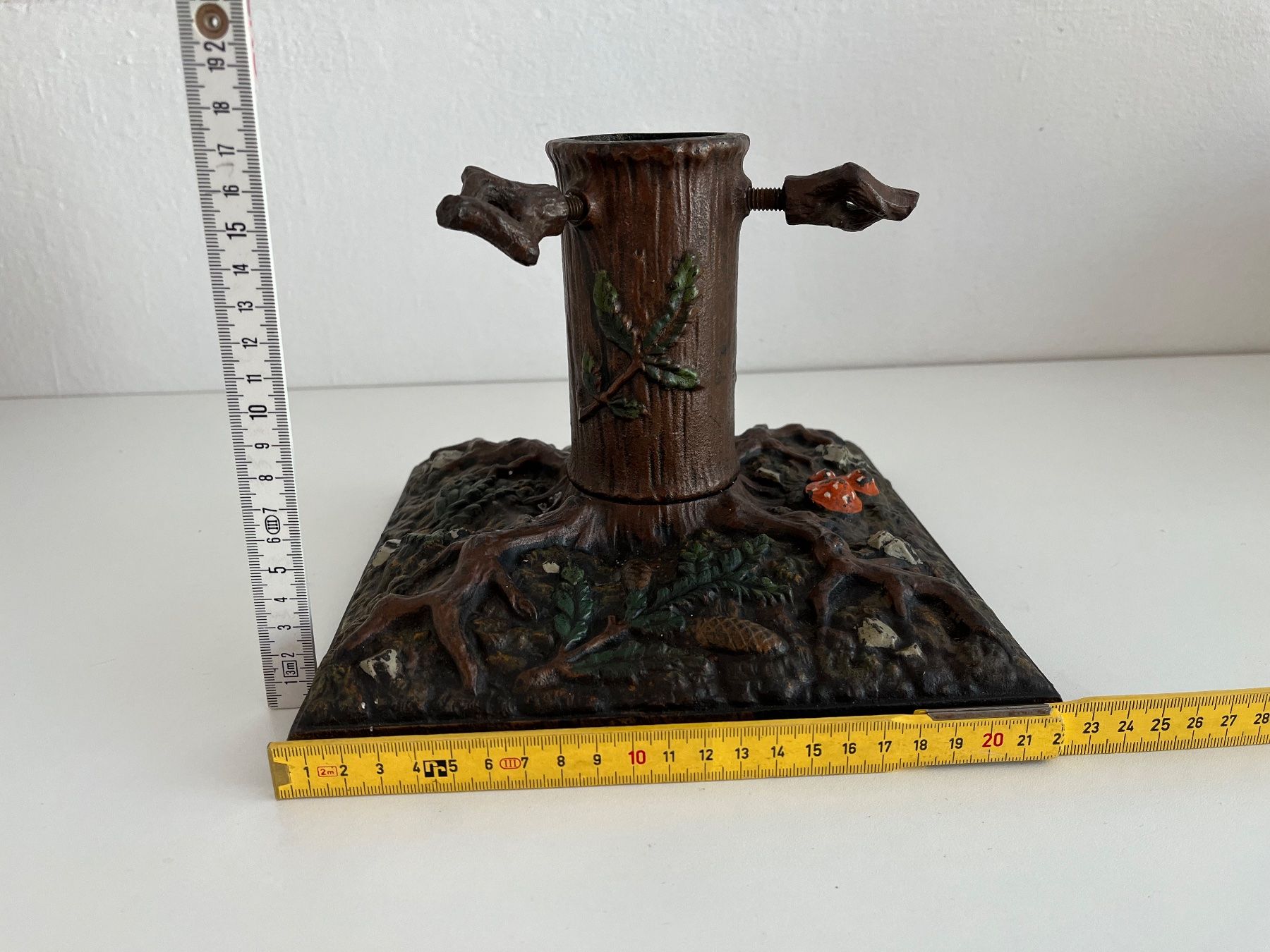 Basi per albero di Natale: Baumständer aus Gusseisen – Usato da Wetzikon ZH venduto da seli03 6