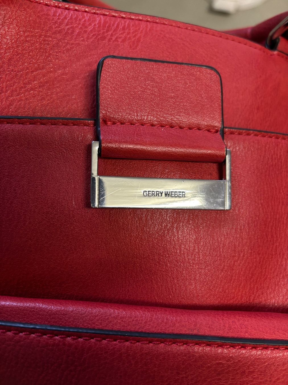 Gerry Weber Borse da donna: Damen Handtasche Gerry Weber Rot – Usato da Sonterswil venduto da VD-Service 3
