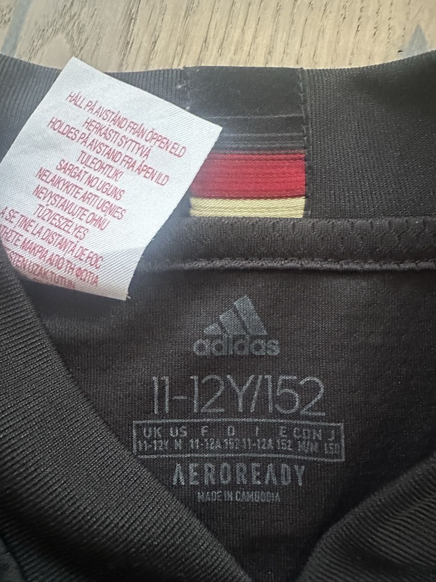 Maillots de corps & Pantalons: Trikot – D'occasion à Embrach par chr_r6sh 2